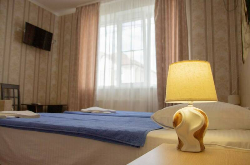 Номер 1 на троих (1 этаж)