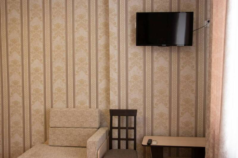 Номер 1 на троих (1 этаж)