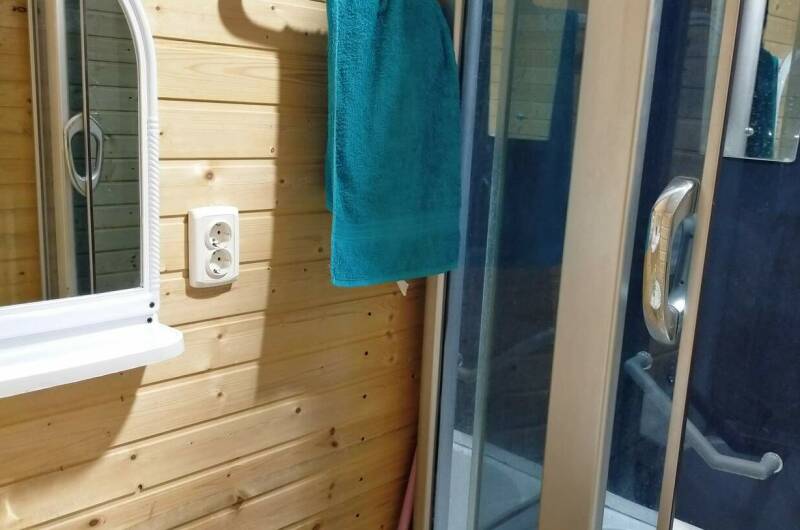 4-местный с балконом, с удобствами