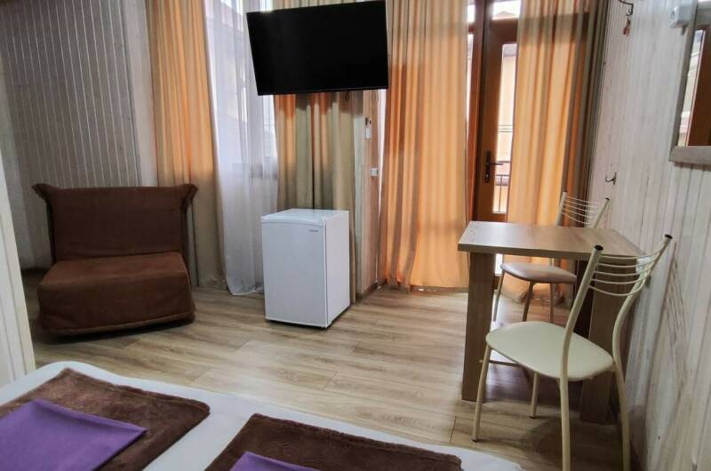 Двухместный +доп. место с удобствами в номере