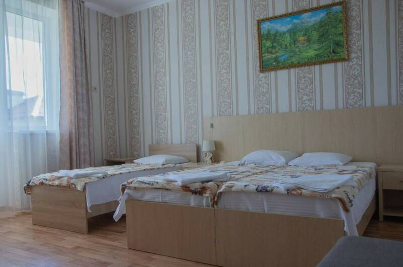 Номер 4 на троих (2 этаж)