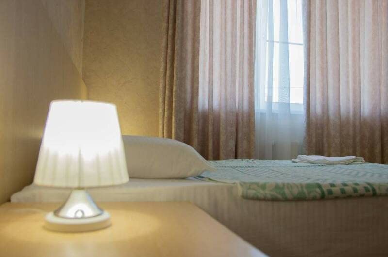 Номер 6 на двоих (2 этаж)