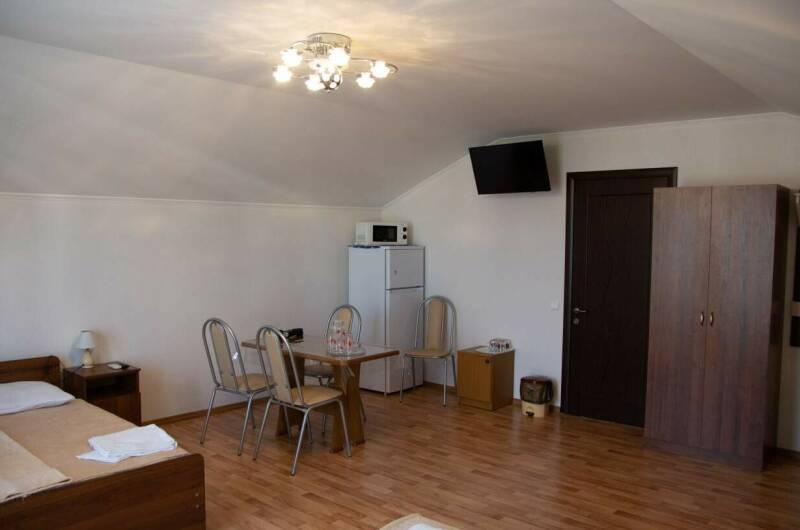 Номер 7 на четверых (3 этаж)