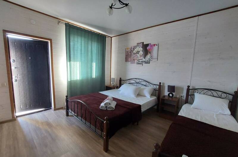 3-х местный «Комфорт с видом на сад»