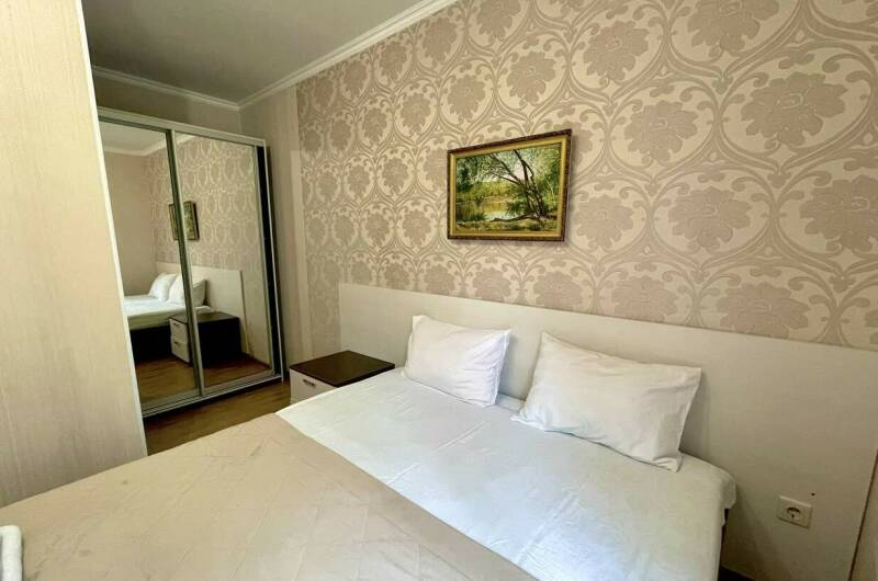 2-х комнатный коттедж с кухней семейнный