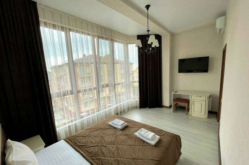 Двухкомнатный люкс c кухней