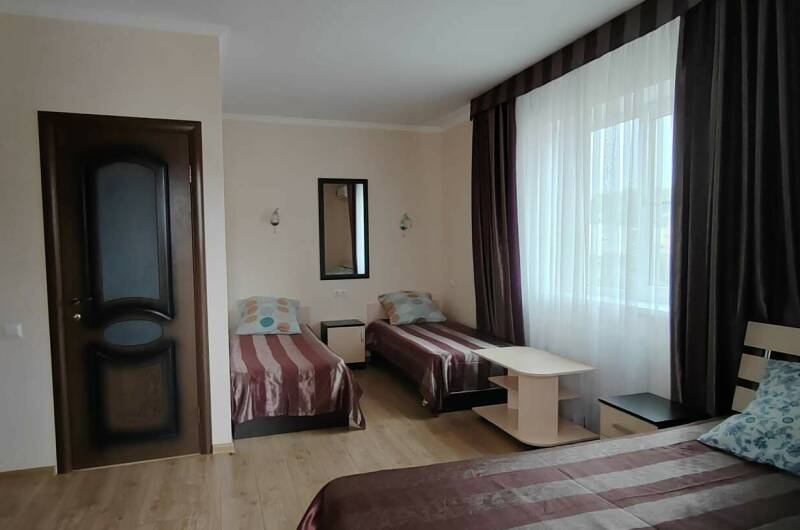 4-х местный номер с балконом