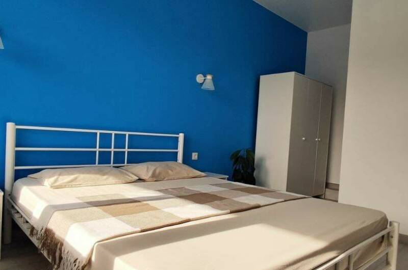 Новый двухкомнатный с кухней