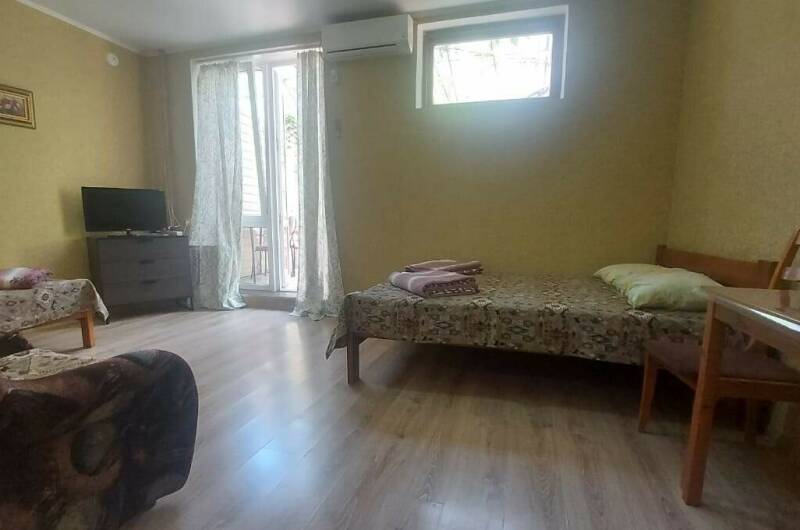 № 1 Трехместный номер с удобствами