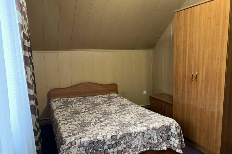 «Стандарт 3-местный с балконом»