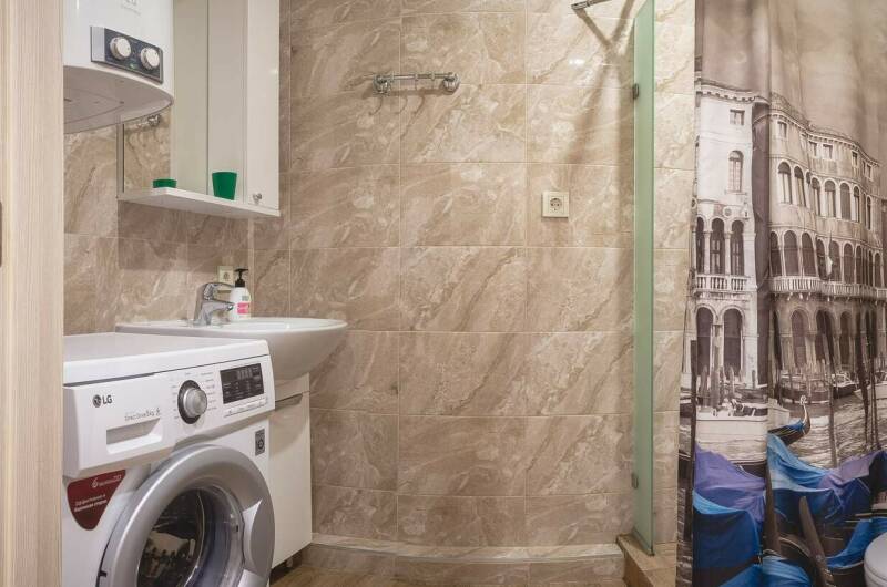 Студия вид горы «Афины»