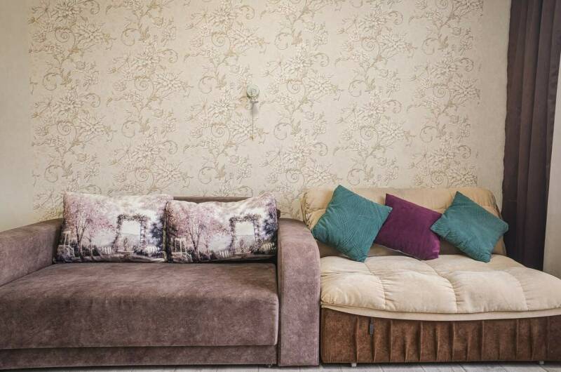 Студия вид горы и город «Прованс»