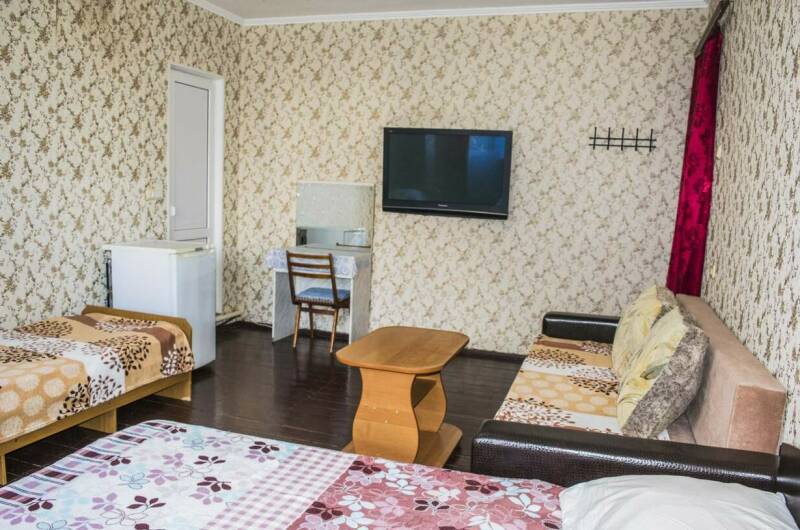 «Стандарт «4-х и 5-ти местный с балконом