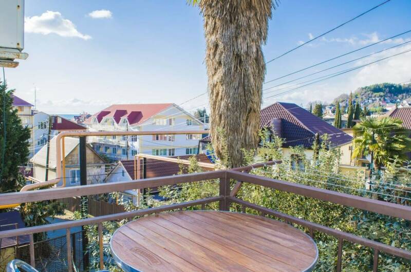 «Стандарт «4-х и 5-ти местный с балконом