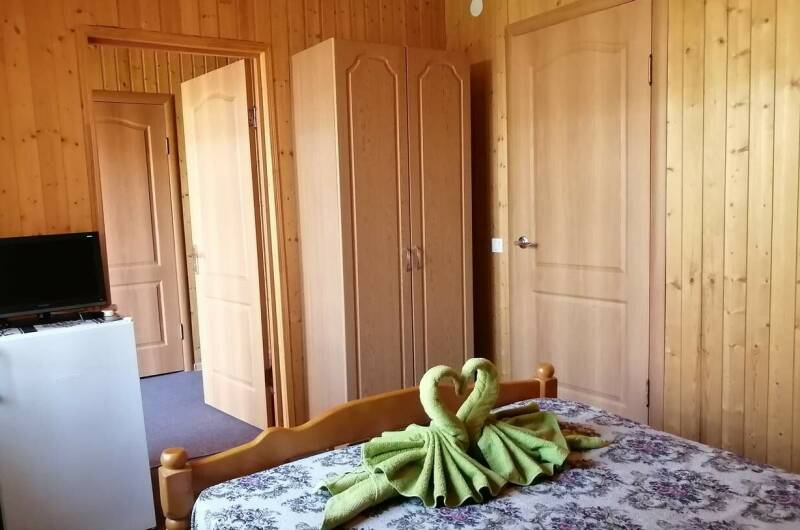 Семейный 2-х комнатный «Стандарт» для 5-х человек