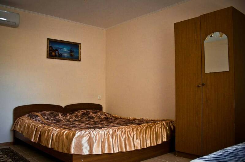 Номер «Полулюкс» 4-х местный