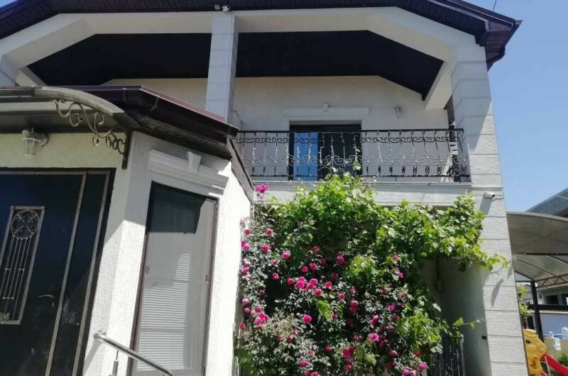 4-местный «Улучшенный стандарт» с балконом