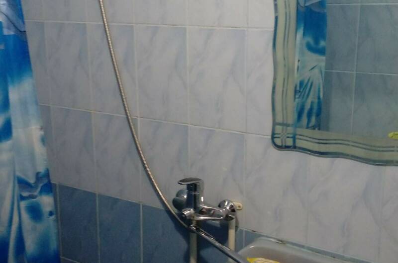 «Стандарт» с балконом, вход в индив. с/у из корид