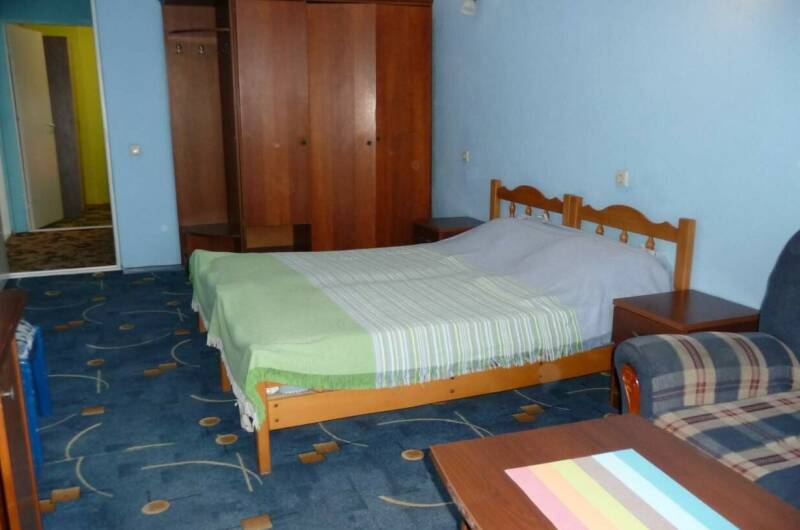 2-комнатный семейный номер на 4 этаже с кухней