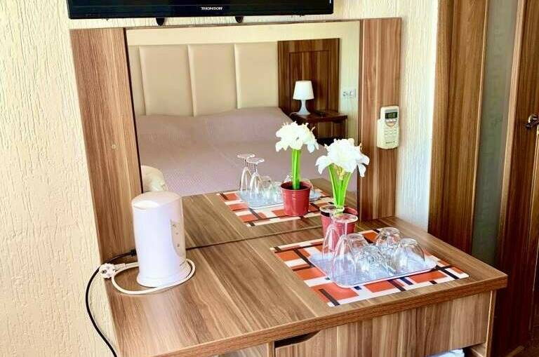 «Комфорт» 3-х местный (до 4 чел)