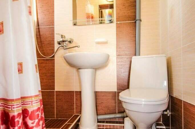 «Комфорт» 3-х местный (до 5 чел)