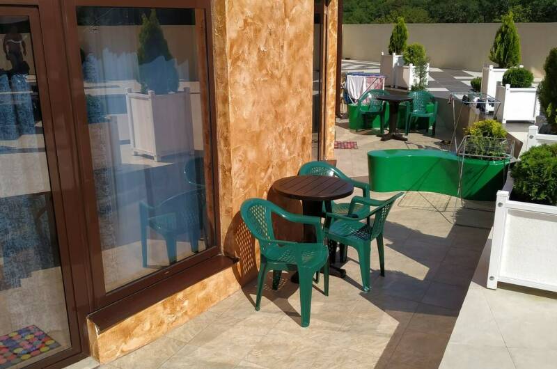 «Комфорт» 3-х местный с террасой