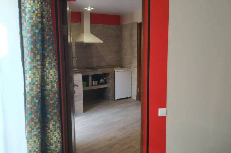 Номер «Бунгало» 2 комнаты (барбекю, кухня, двор)