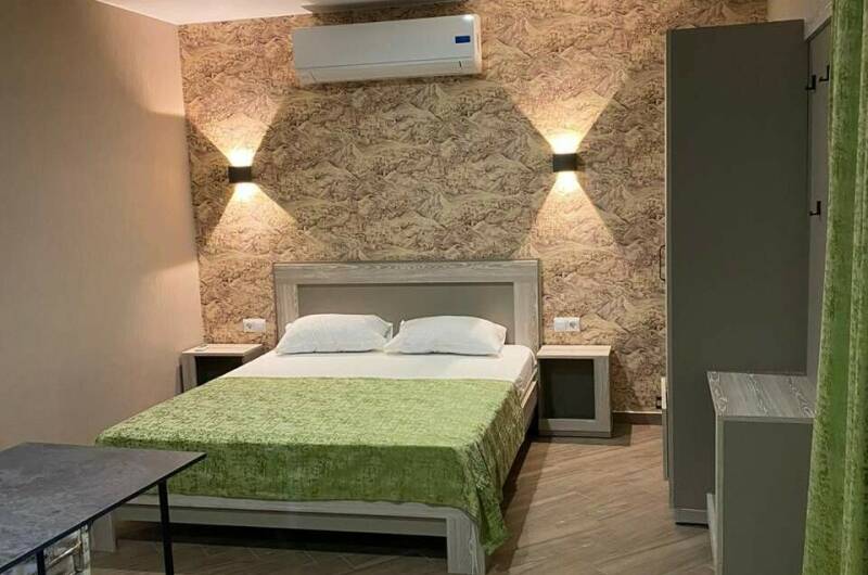 «Студио» с выходом в сад