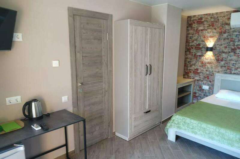 Семейный с прямым выходом к бассейну