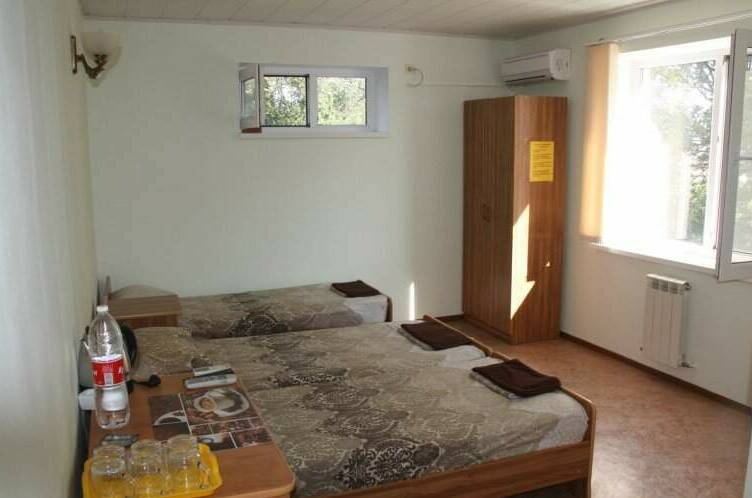 Трехместный номер с отдельными кроватями