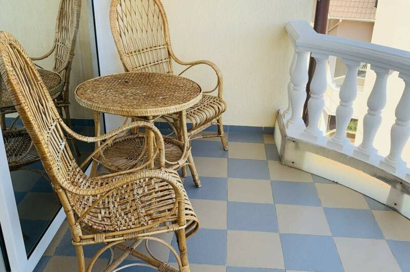 Трех (4-х) местный «Стандарт» с балконом, 5 эт