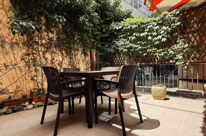 Трехместный «Стандарт» без балкона с двориком 4 эт