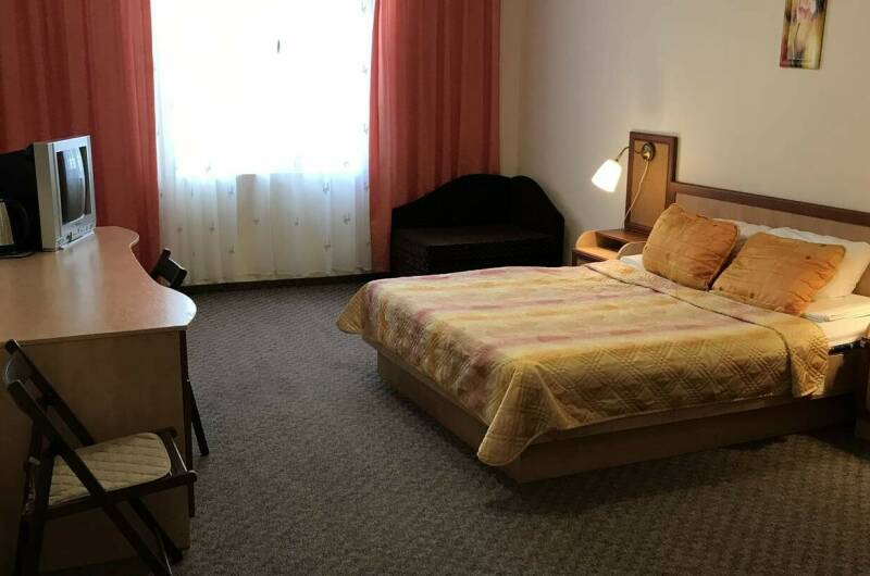 Трехместный «Стандарт» без балкона, 5 эт