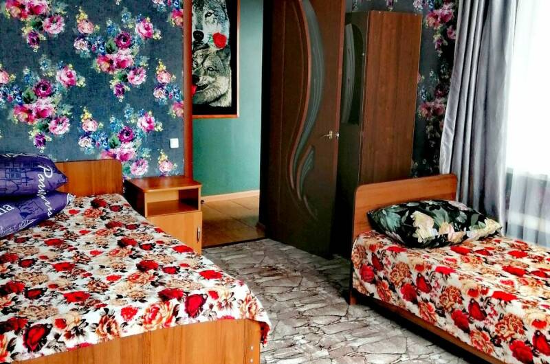 Трёхместный с удобствами