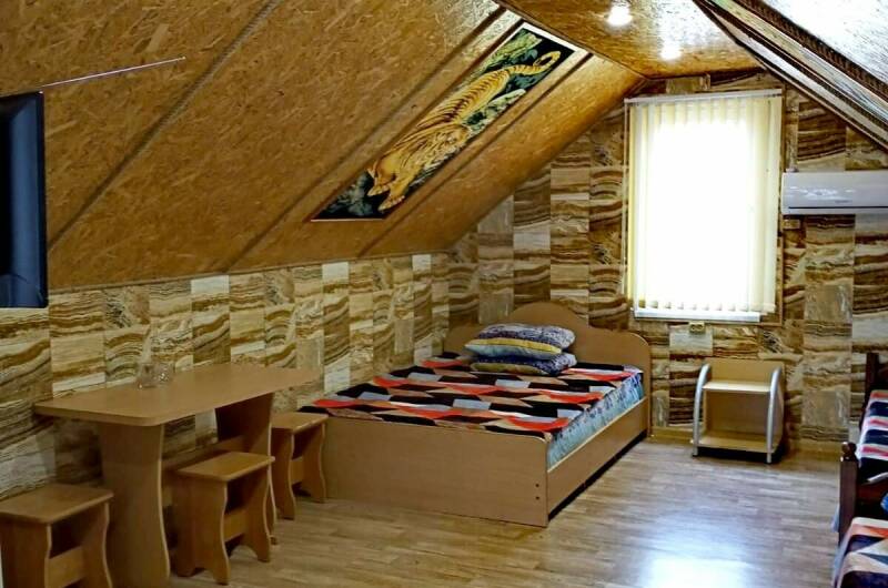 Четырёх местный с удобствами (мансарда)