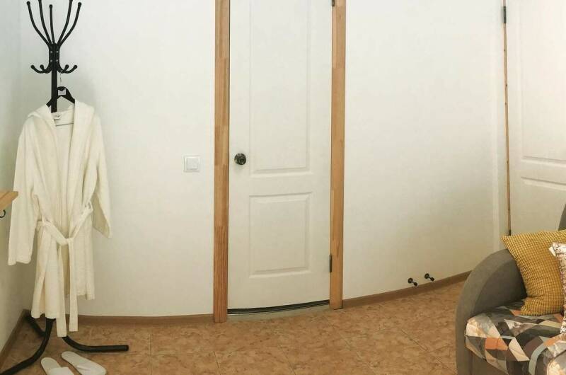 «Семейный» трехкомнатный (две спальни и кухня)