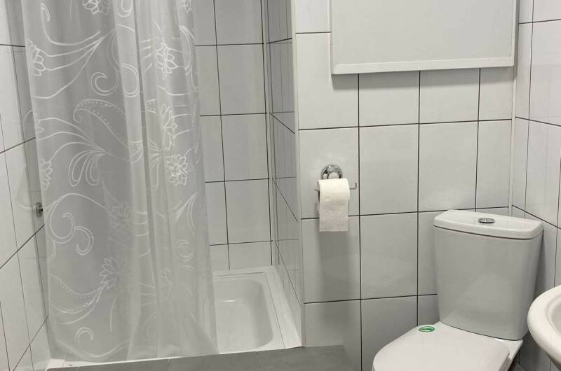 Двухкомнатный номер с выходом на общую веранду