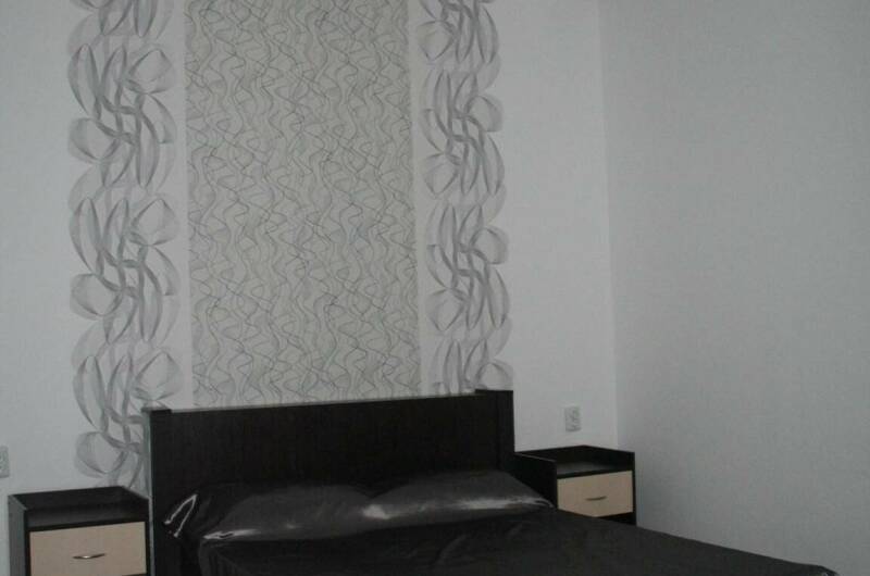 № 1 Четырехместная комната (2−4 человека)