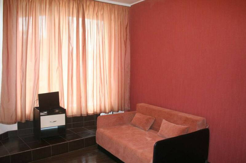 № 2 Четырехместная комната (2−4 человека)