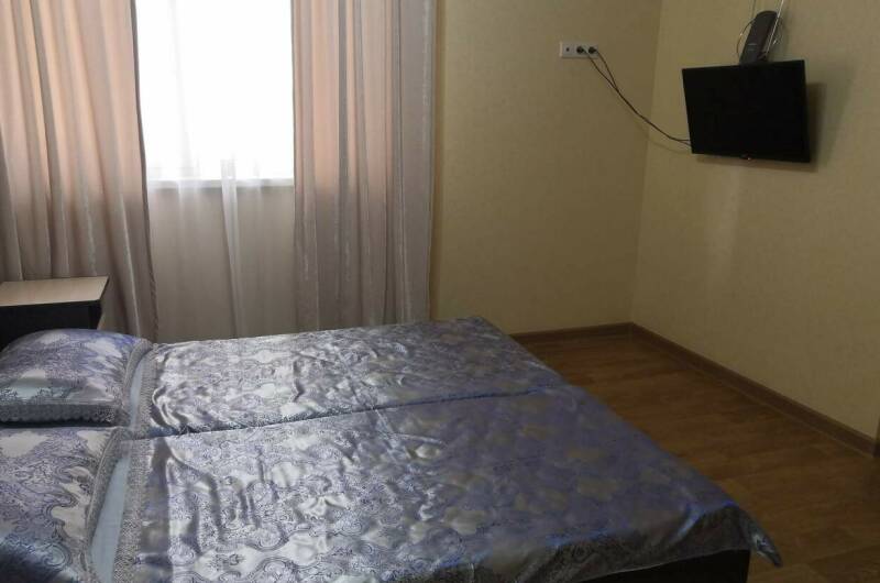 Трёхместный +доп. место с удобствами в номере