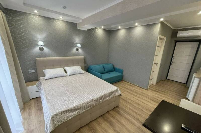 Полулюкс Студия с балконом и мини кухней, 2 этаж