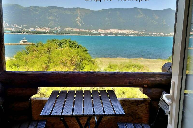 4-х местный номер с видом на море (2-ой этаж)