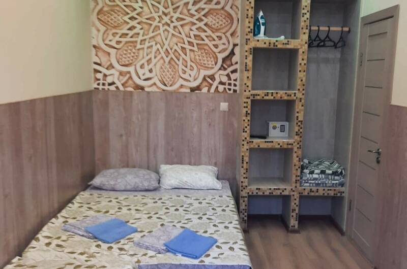 Двухкомнатный номер с кухней и отдельным входом