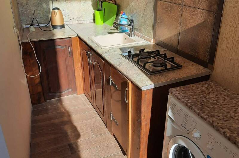 Двухкомнатный номер с кухней и отдельным входом