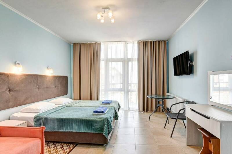 Стандартный 3-х местный с балконом Корпус 8