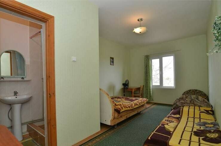 Номер 4-х местный (с удобствами)