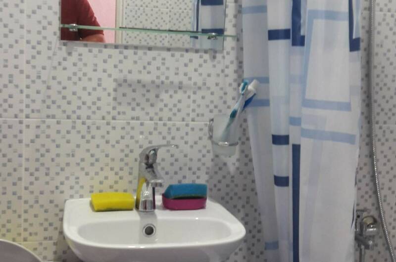 Номер с удобствами на двоих первый этаж