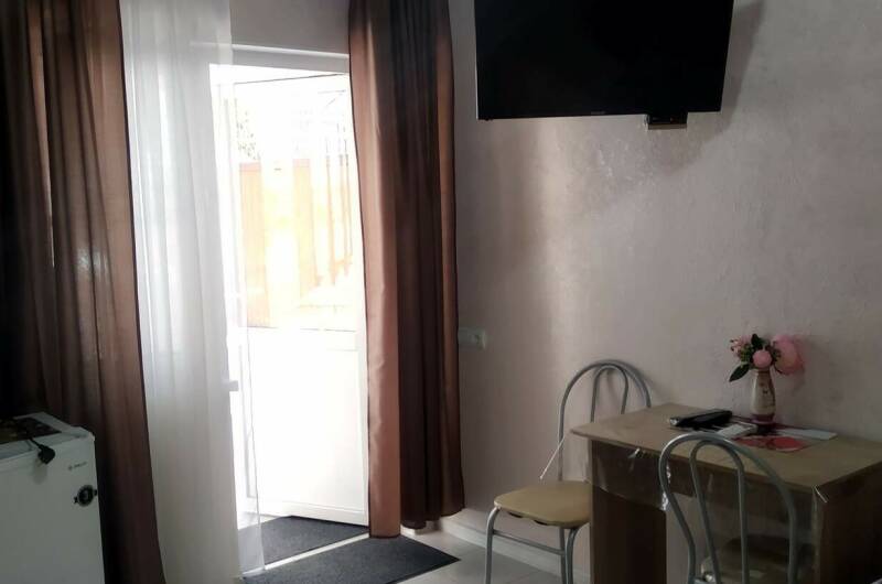 Номер с удобствами на двоих первый этаж