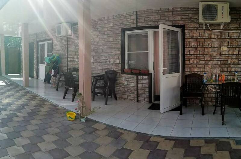 Номер с удобствами на 2−3х первый этаж