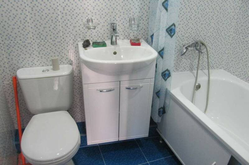 Номер с удобствами на 2−3х первый этаж